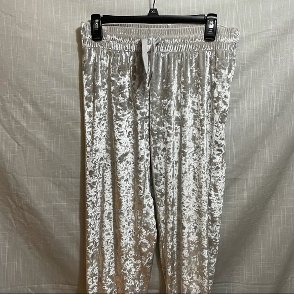 Victoria's Secret Pants - Victoria's Secret jogger/lounge pants